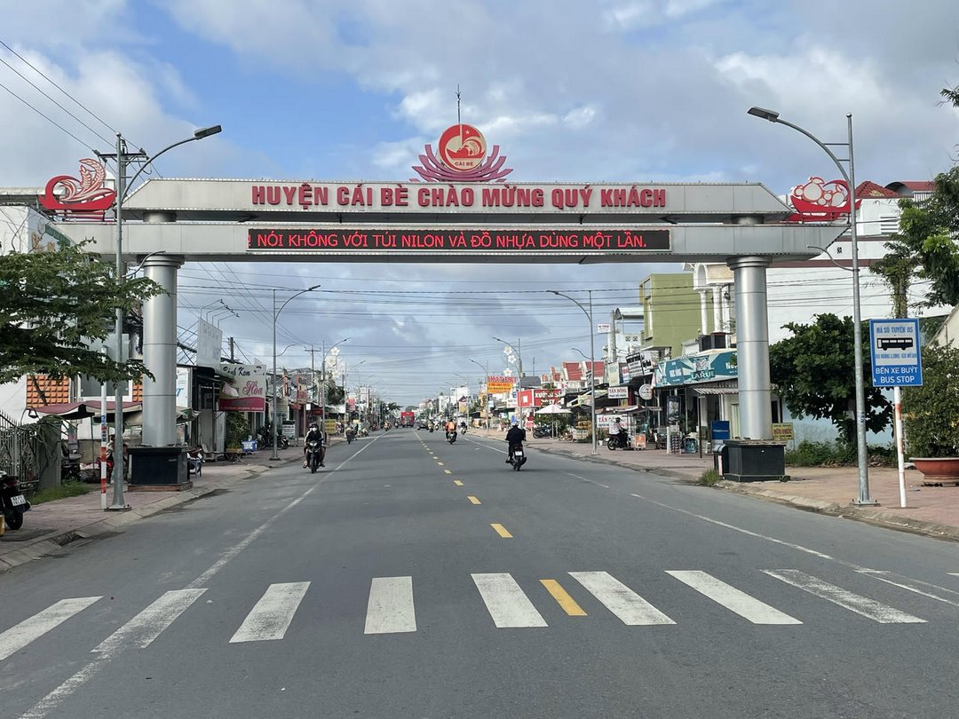Welcome arch of Cai Be District, Tiền Giang - the gateway to Mekong riverside towns