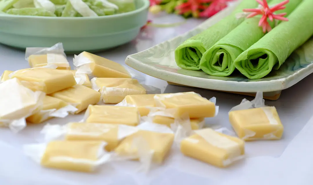 traditional coconut candy making Ben Tre