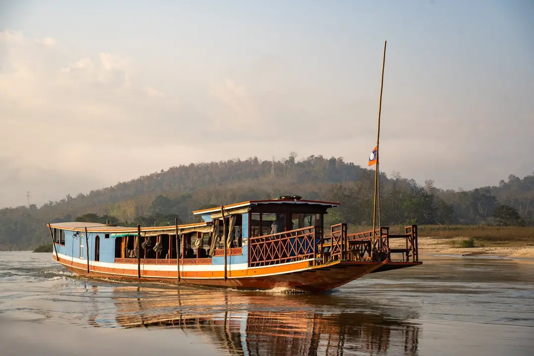 mekong river slow boat journey huay xai pakbeng luang prabang